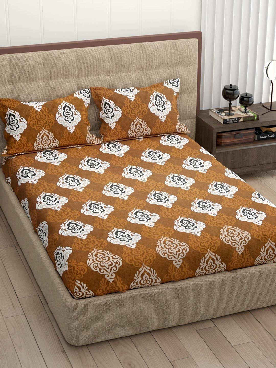 Pure Decor Brown 200 TC Queen Bedsheet with 2 Pillow Covers-image-19