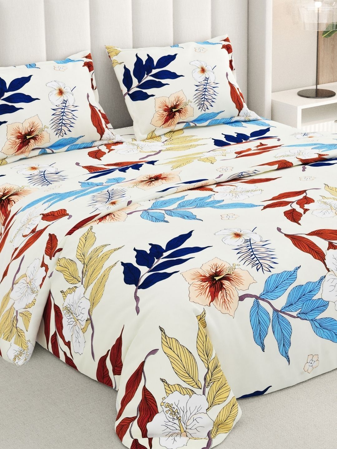 RIVERMOOR Cream-Coloured Floral 200 TC King Bedsheet with 2 Pillow Covers-picture-18