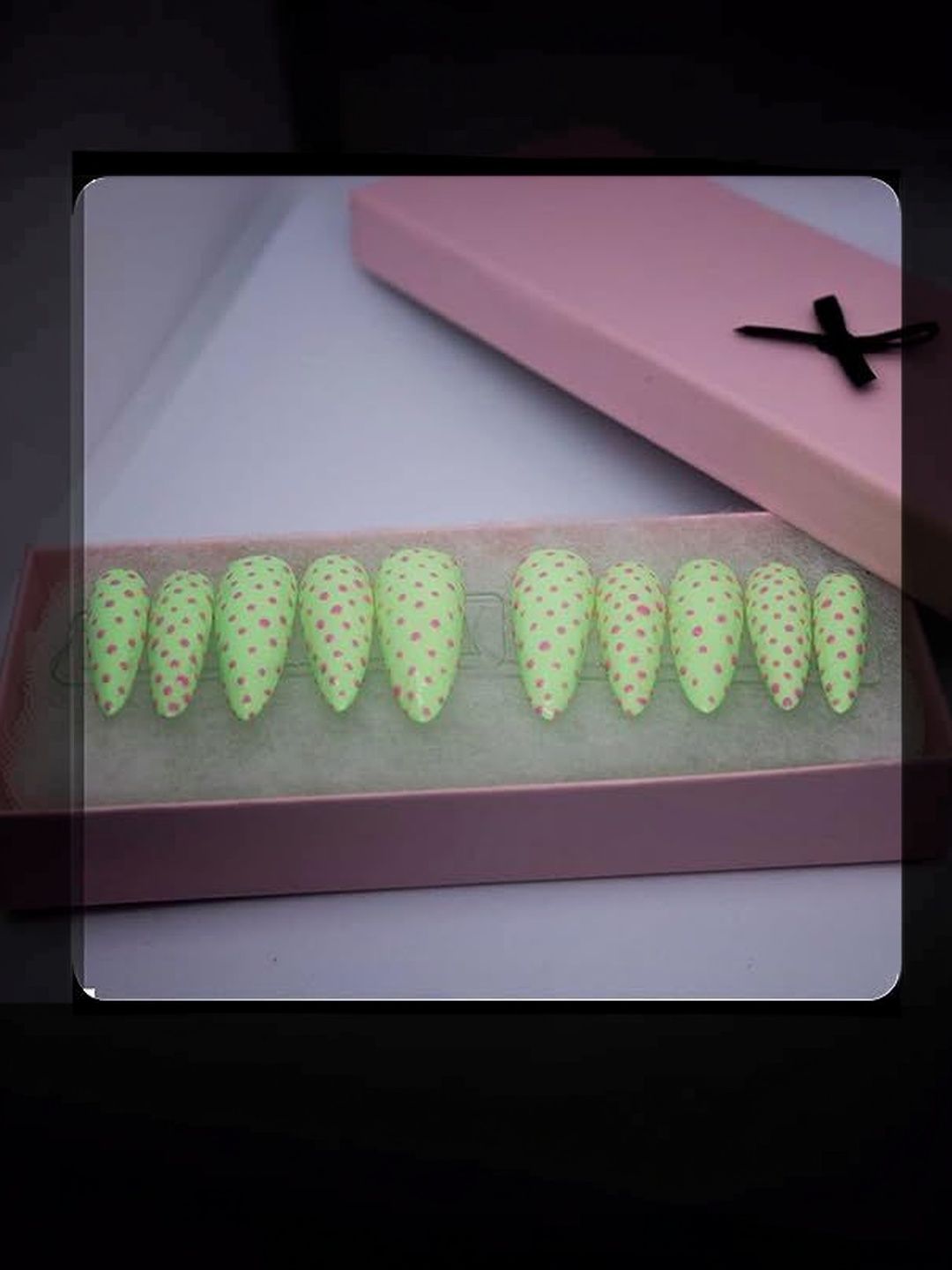HAPPY FINGERS Set Of 10 Stick On Artificial Nails & Kit - Green & Pink-picture-52