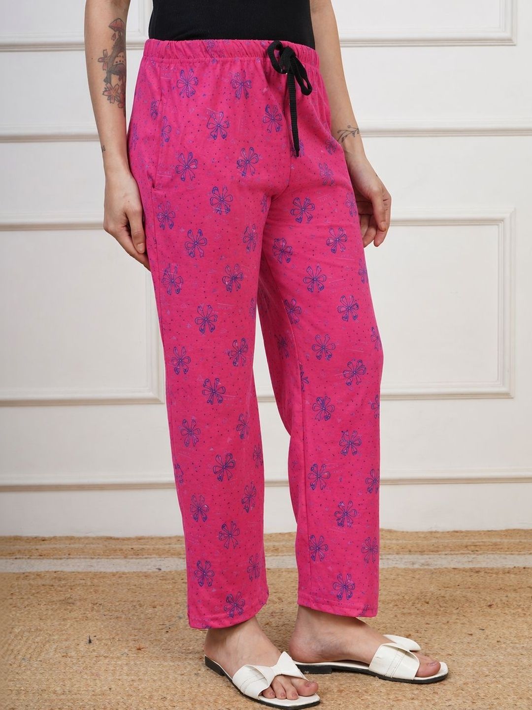 GROOFINGS Women Printed Relaxed Easy Wash Trousers-picture-53