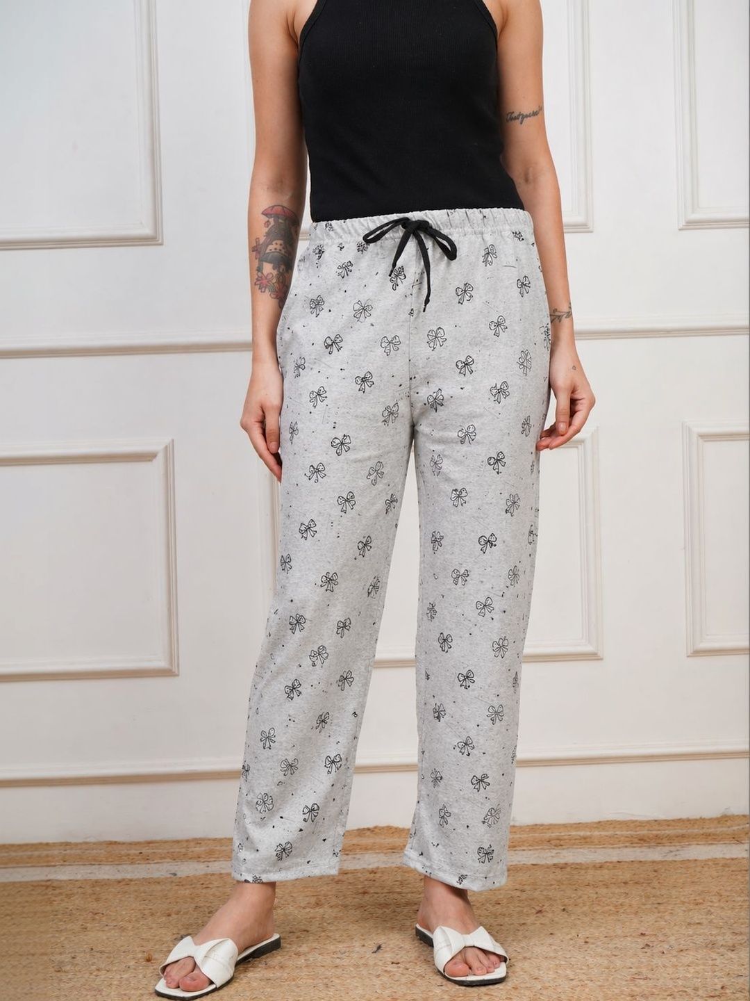 GROOFINGS Women Printed Relaxed Easy Wash Trousers-picture-44