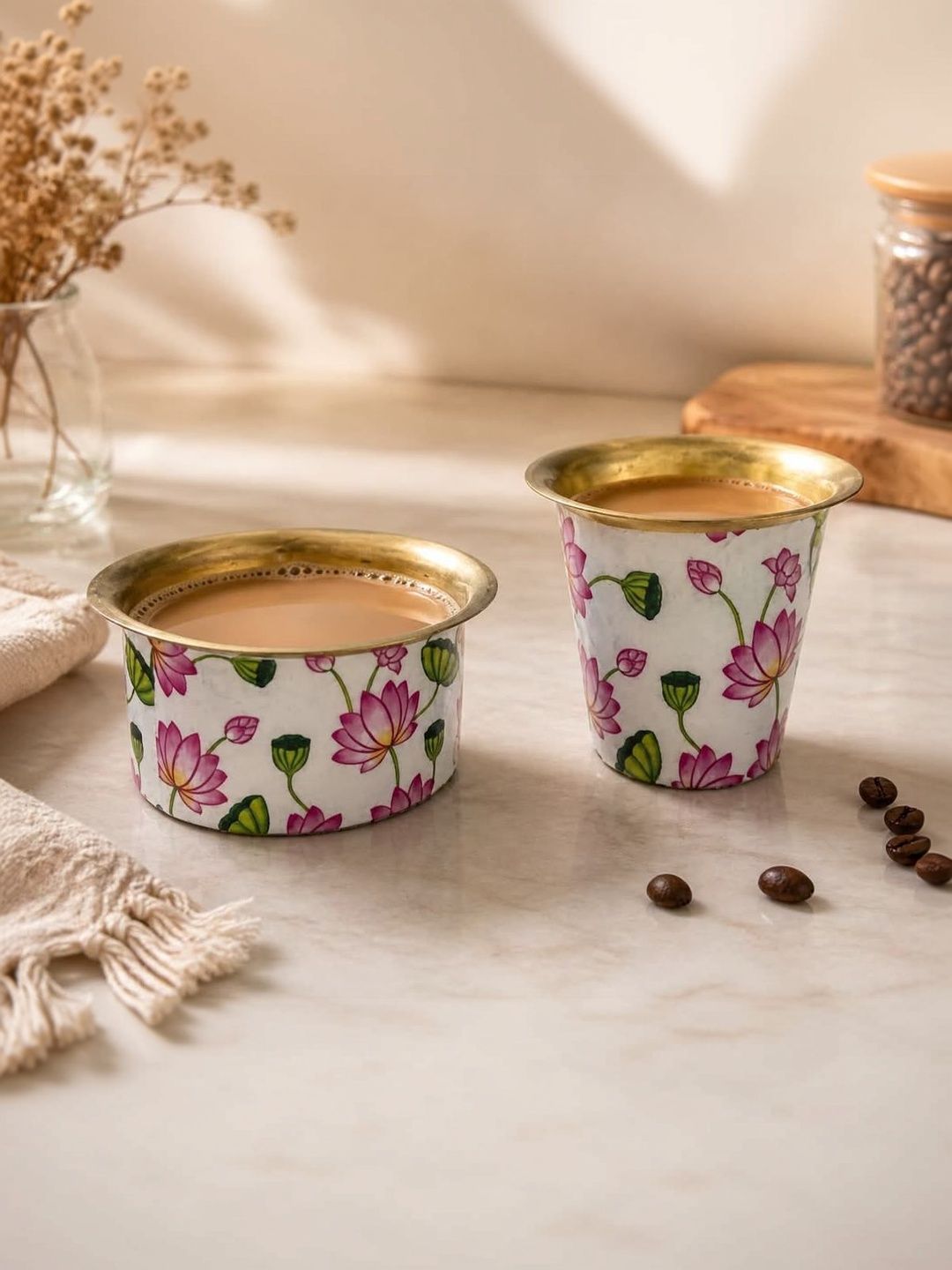 Lupaava Multicoloured Floral Printed Brass Glossy Glass Set of Cups and Mugs-image-3