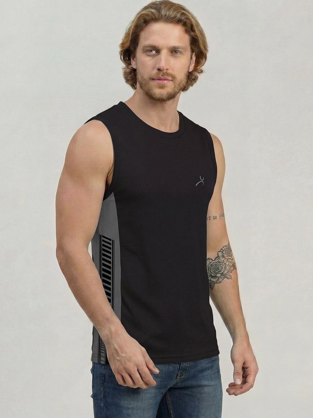 AMUL COMFY Colourblocked Gym Vest-picture-37