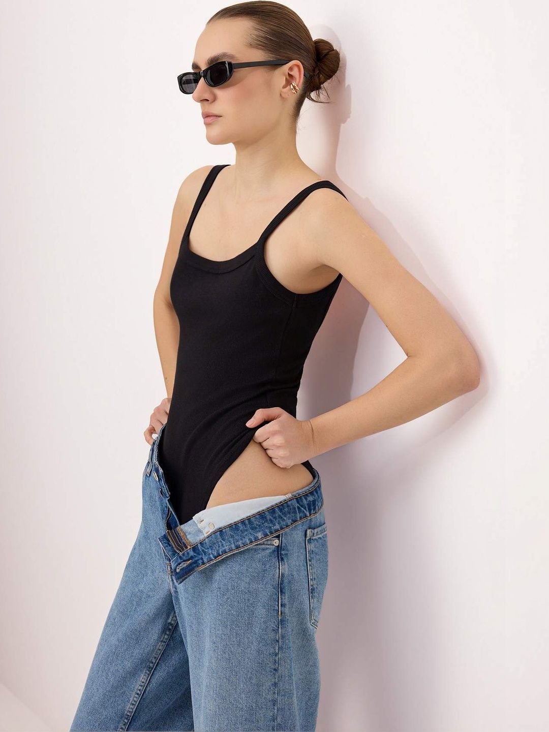 Trendyol Cotton Round Neck Bodysuit-picture-11