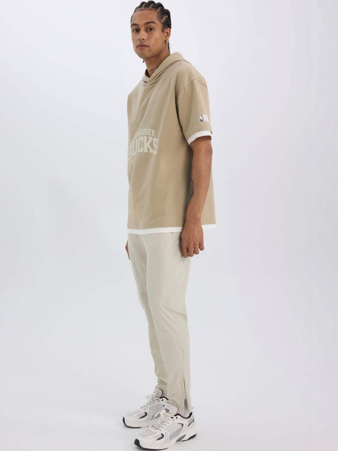 DeFacto Men Mid-Rise Slim-Fit Joggers-picture-24