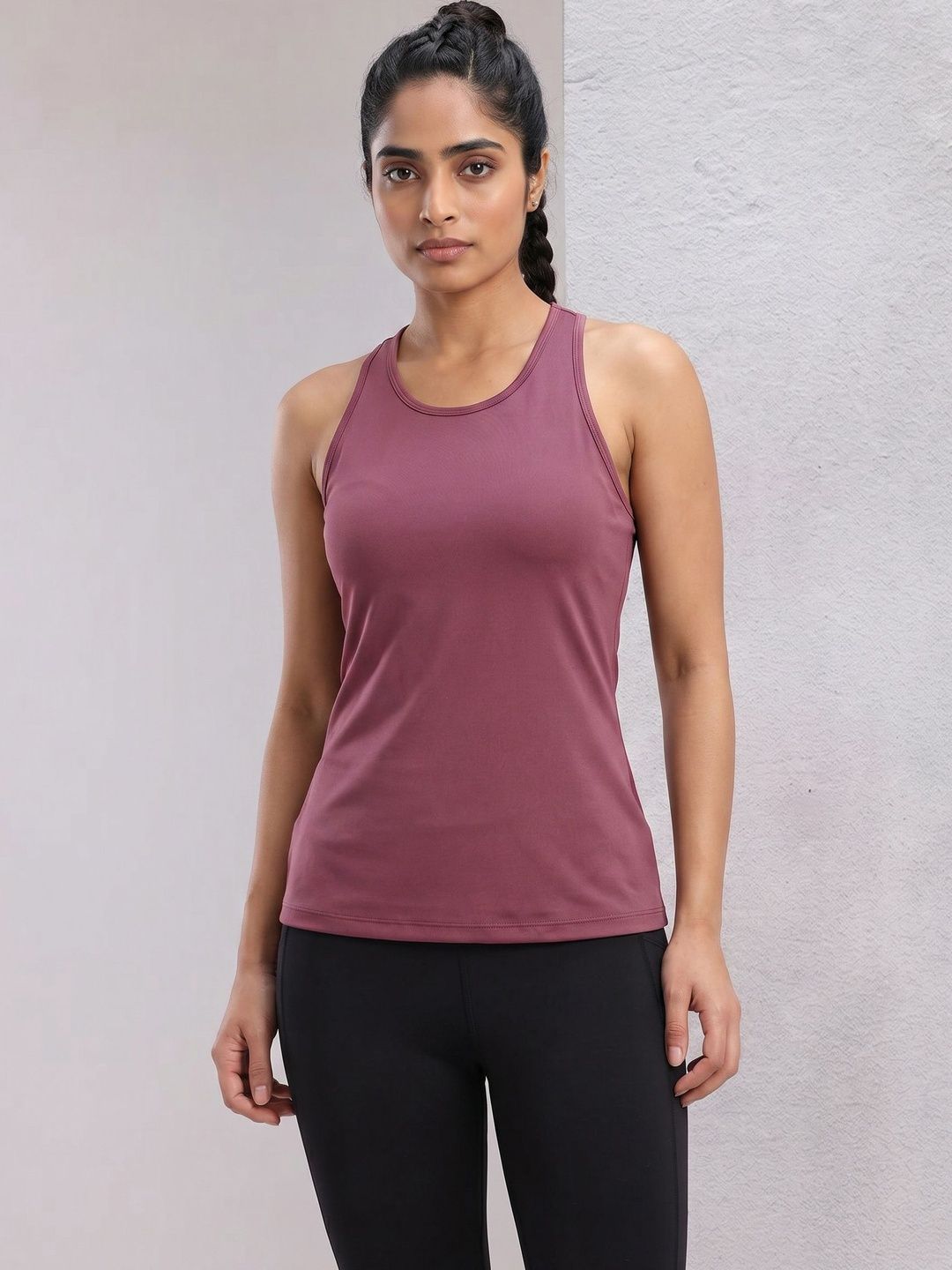 HRX by Hrithik Roshan Brand Logo Solid Round Neck Sleeveless Tank Top-picture-55