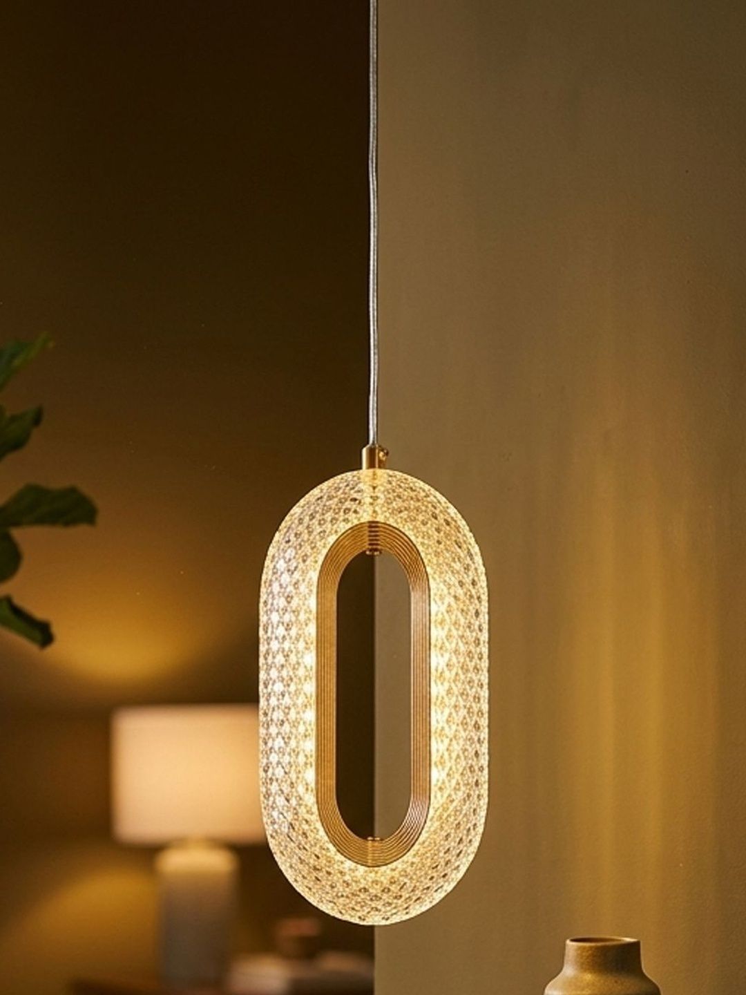 BD LIGHT Gold-Toned & Gold-Toned Textured Contemporary Ceiling Lamp-picture-10