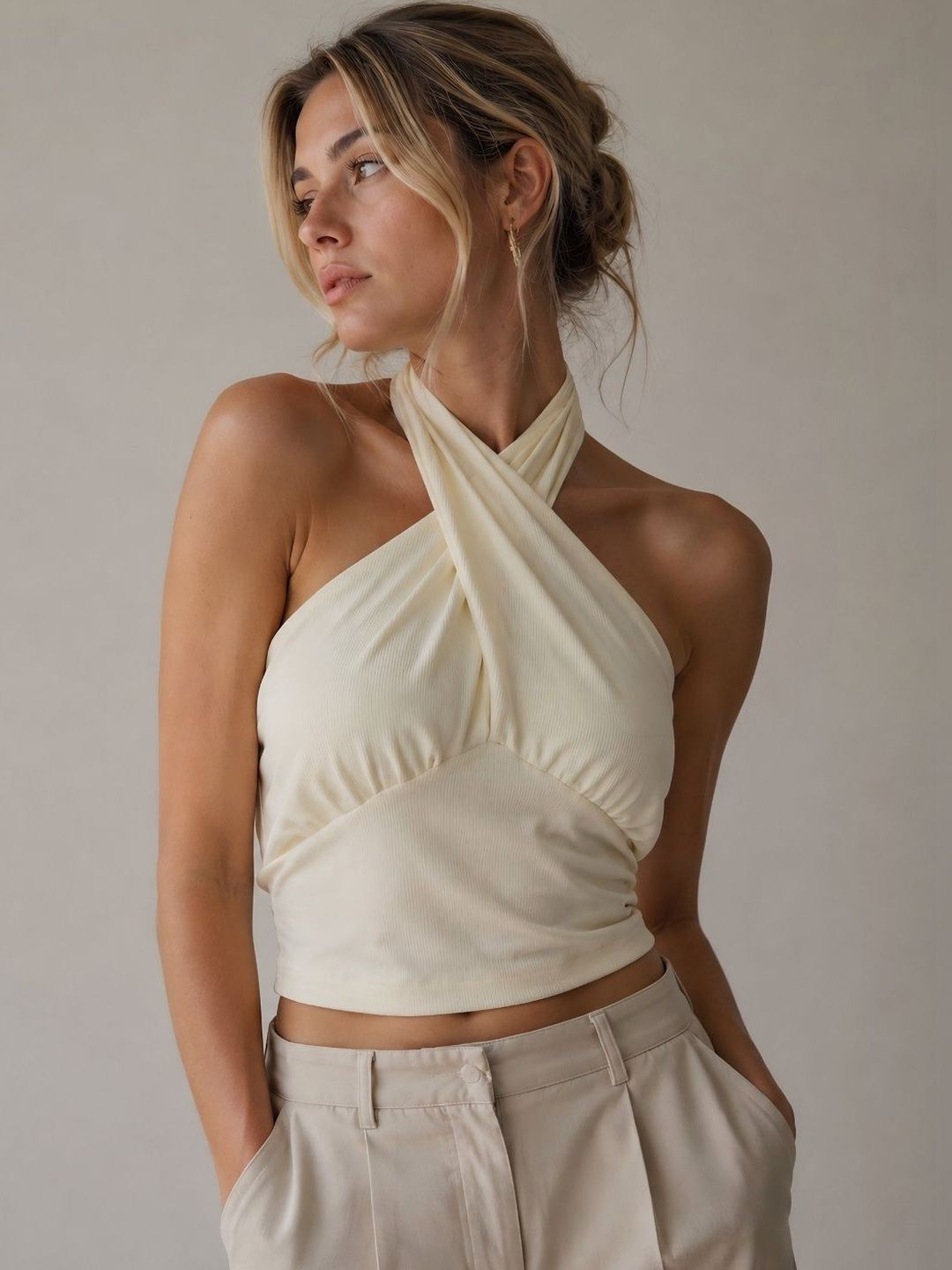 clobug Halter Neck Crop Top-picture-2