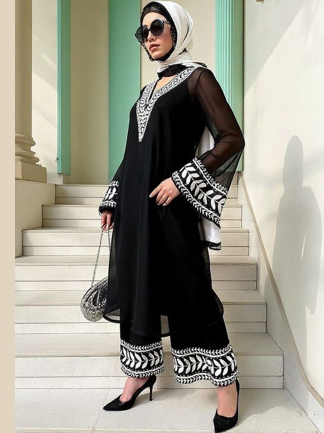 Moda Rapido Women Ethnic Motifs Embroidered Regular Thread Work Kurta with Palazzos-picture-15