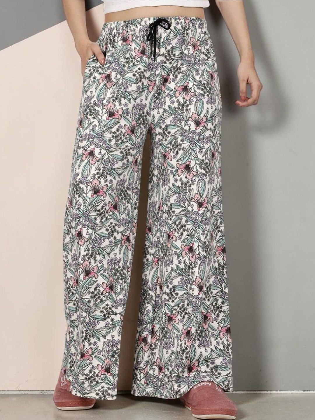 Kryptic Printed Cotton Mid-Rise Flared Lounge Pants-picture-12