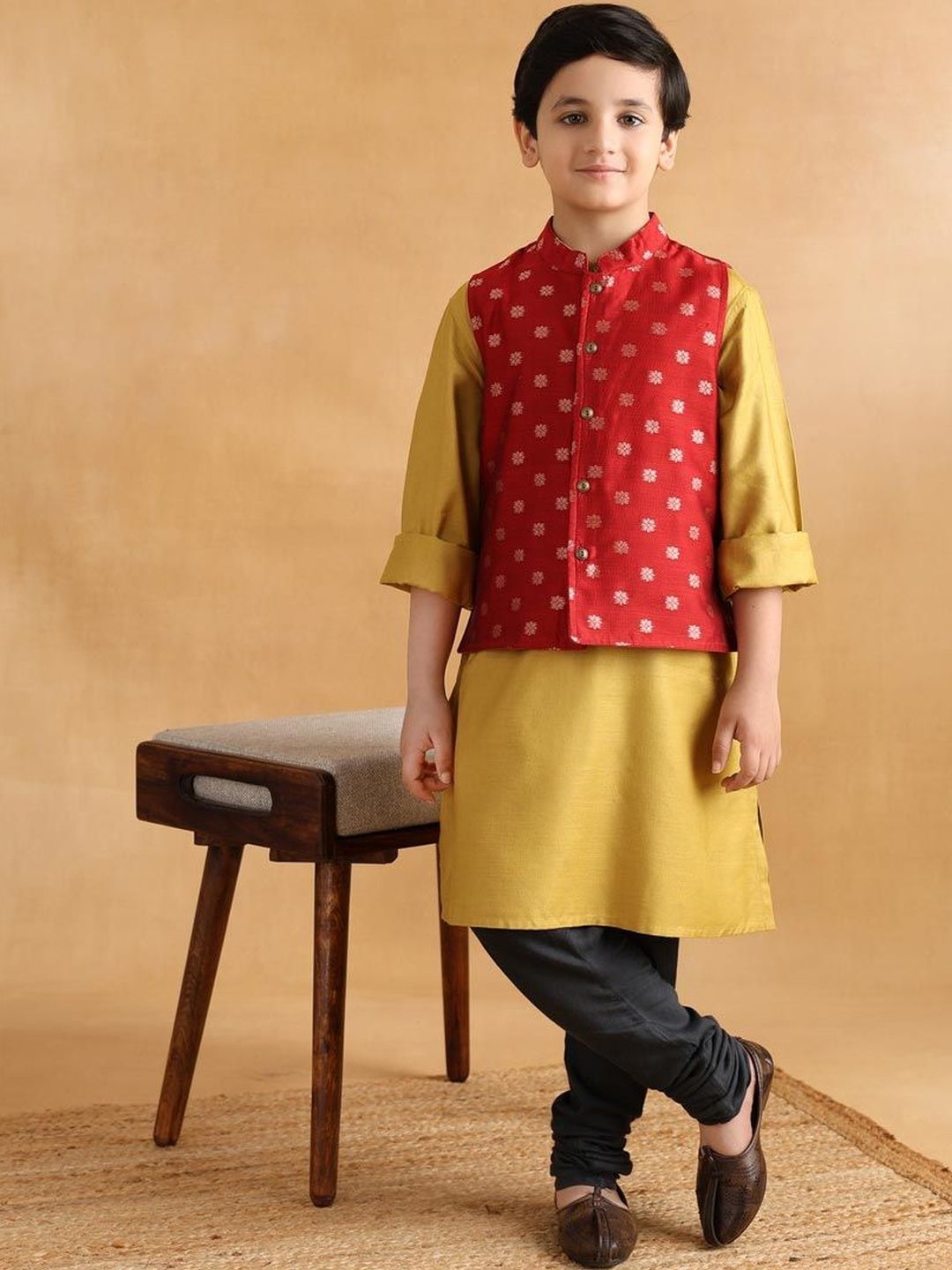 Fabindia Woven Design Silk Blend Woven Nehru Jackets-picture-22