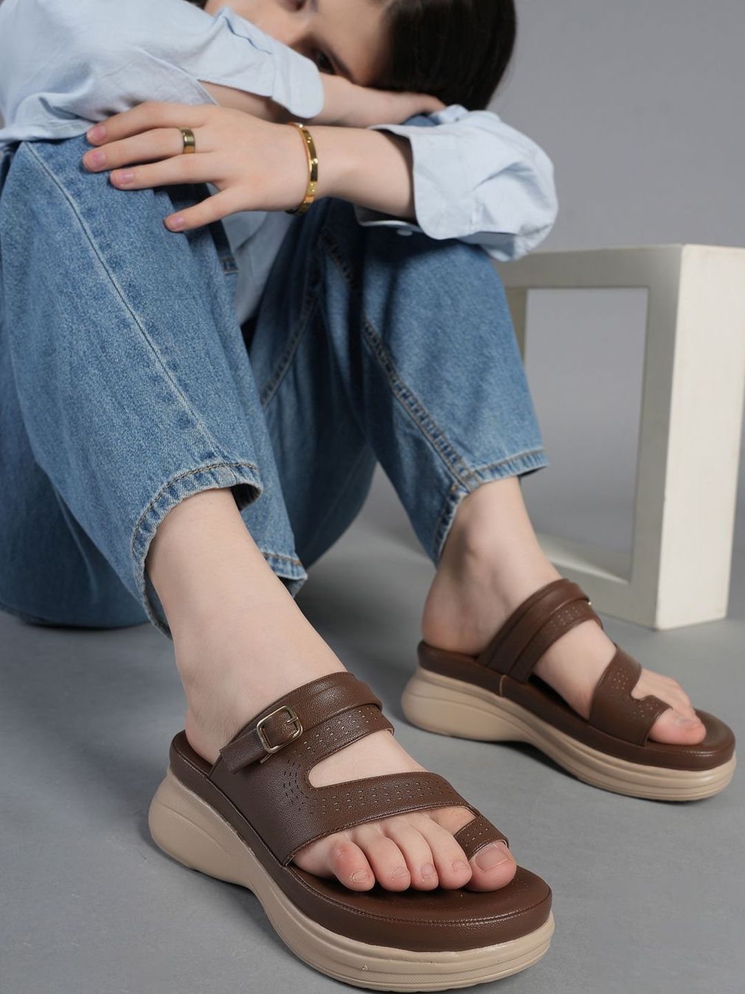 "The Roadster Lifestyle Co." Women Round Toe Wedge Sandals Heels-picture-31