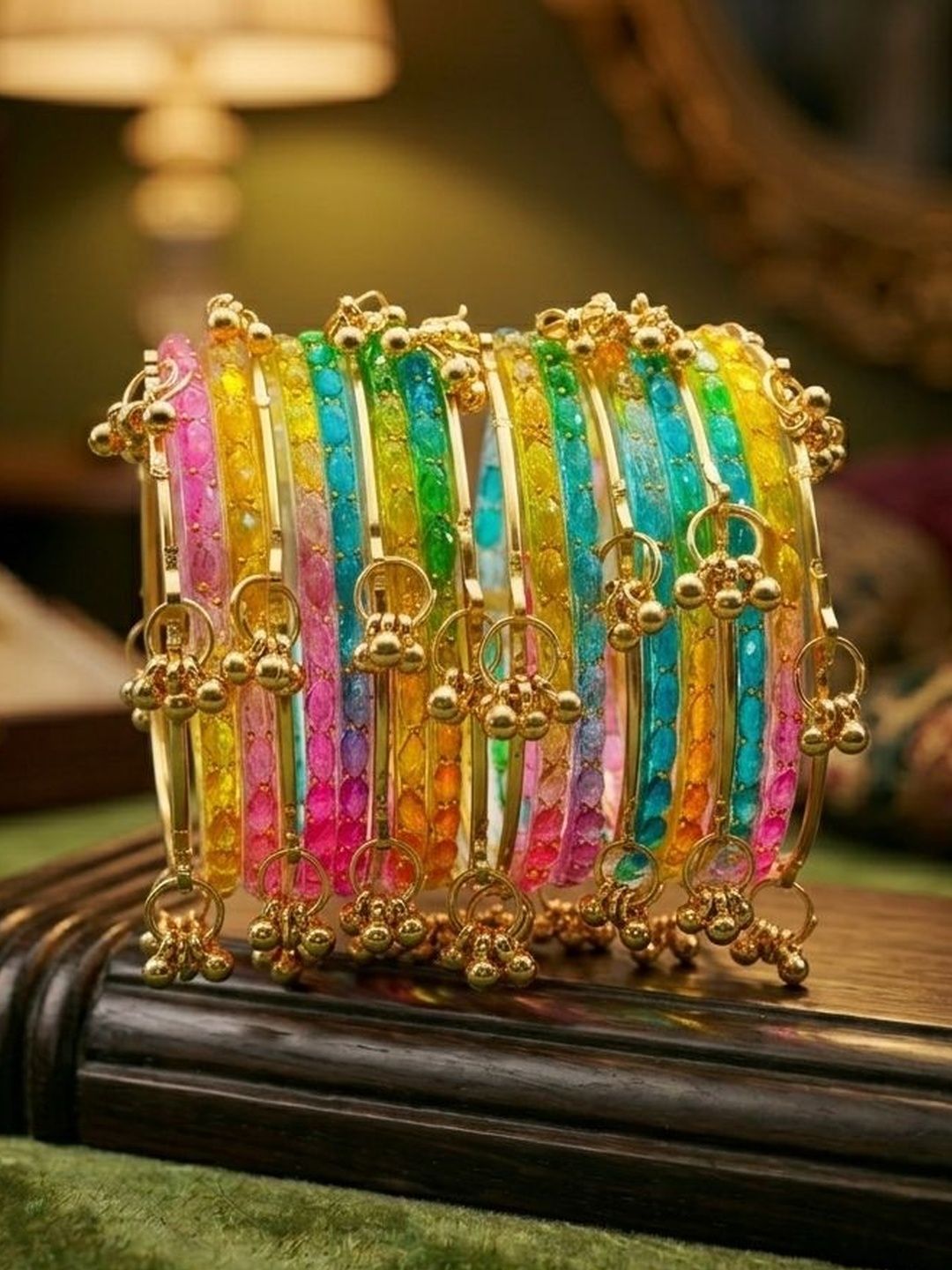BeautyTrends Gold-Plated Pearls Bangle-picture-25
