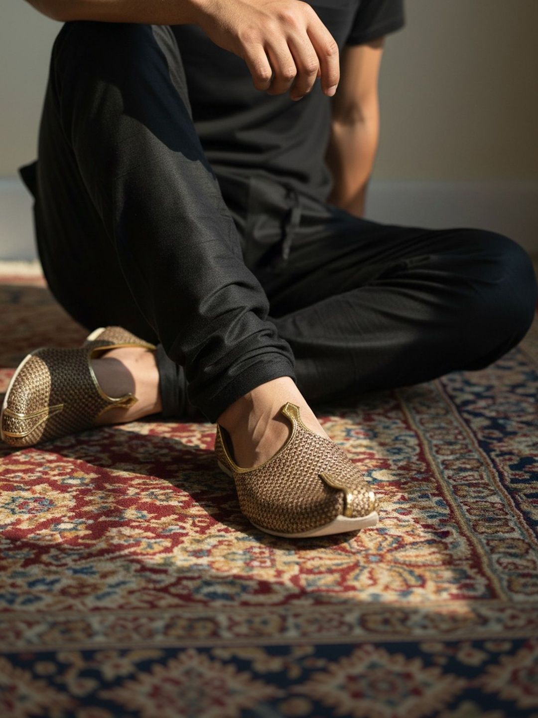 Anouk Men Ethnic Mojaris Flats-picture-13
