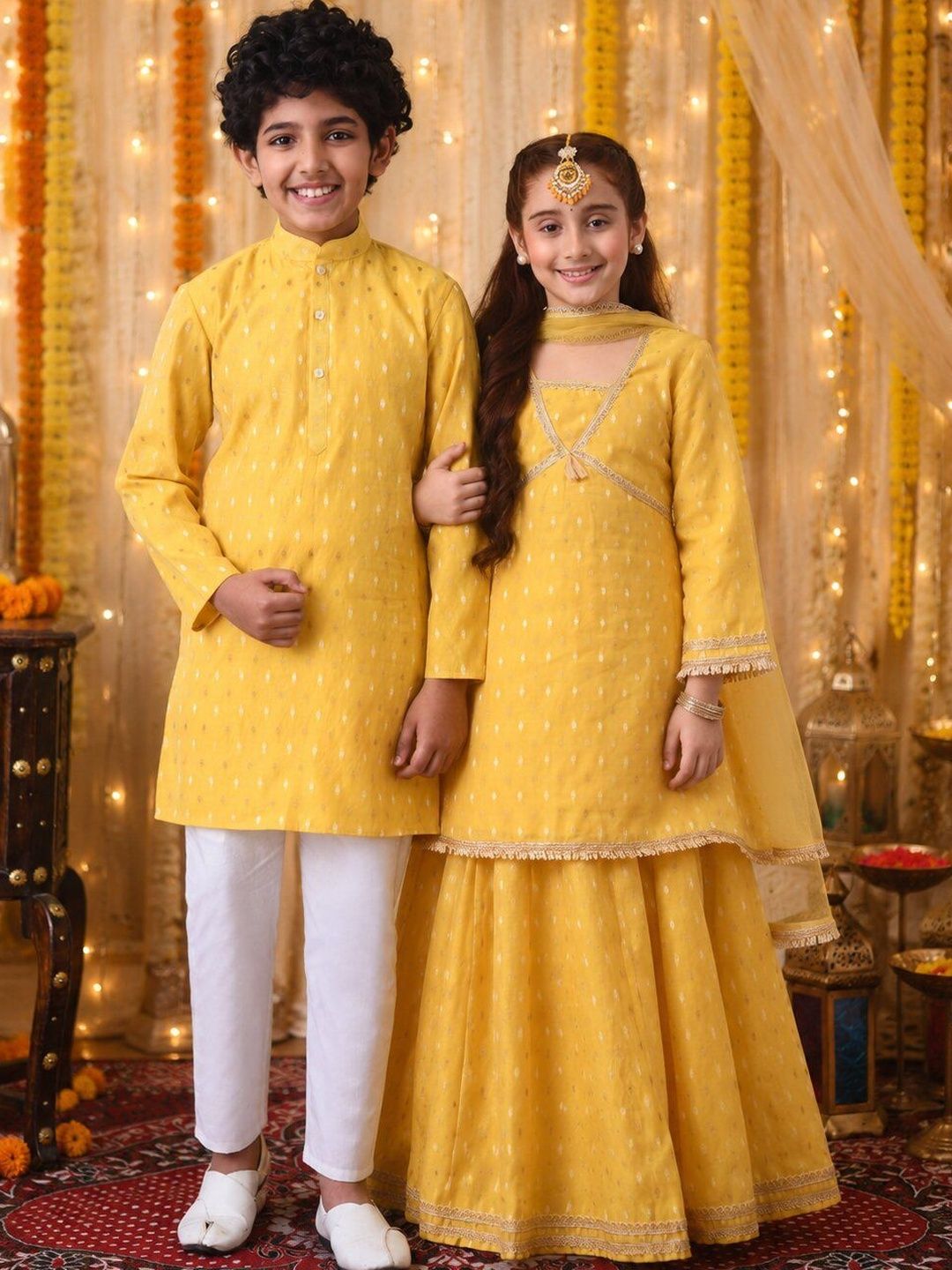 House of Pataudi Girls Embellished Foil Print Ready to Wear Lehenga & Blouse With Dupatta-picture-53
