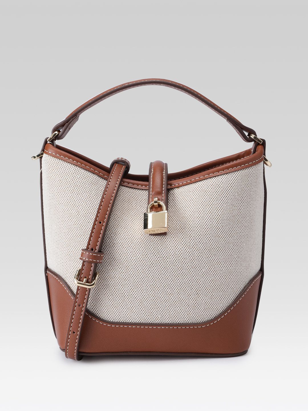 MANGO Textured Bilmac Bucket Sling Bag-picture-10