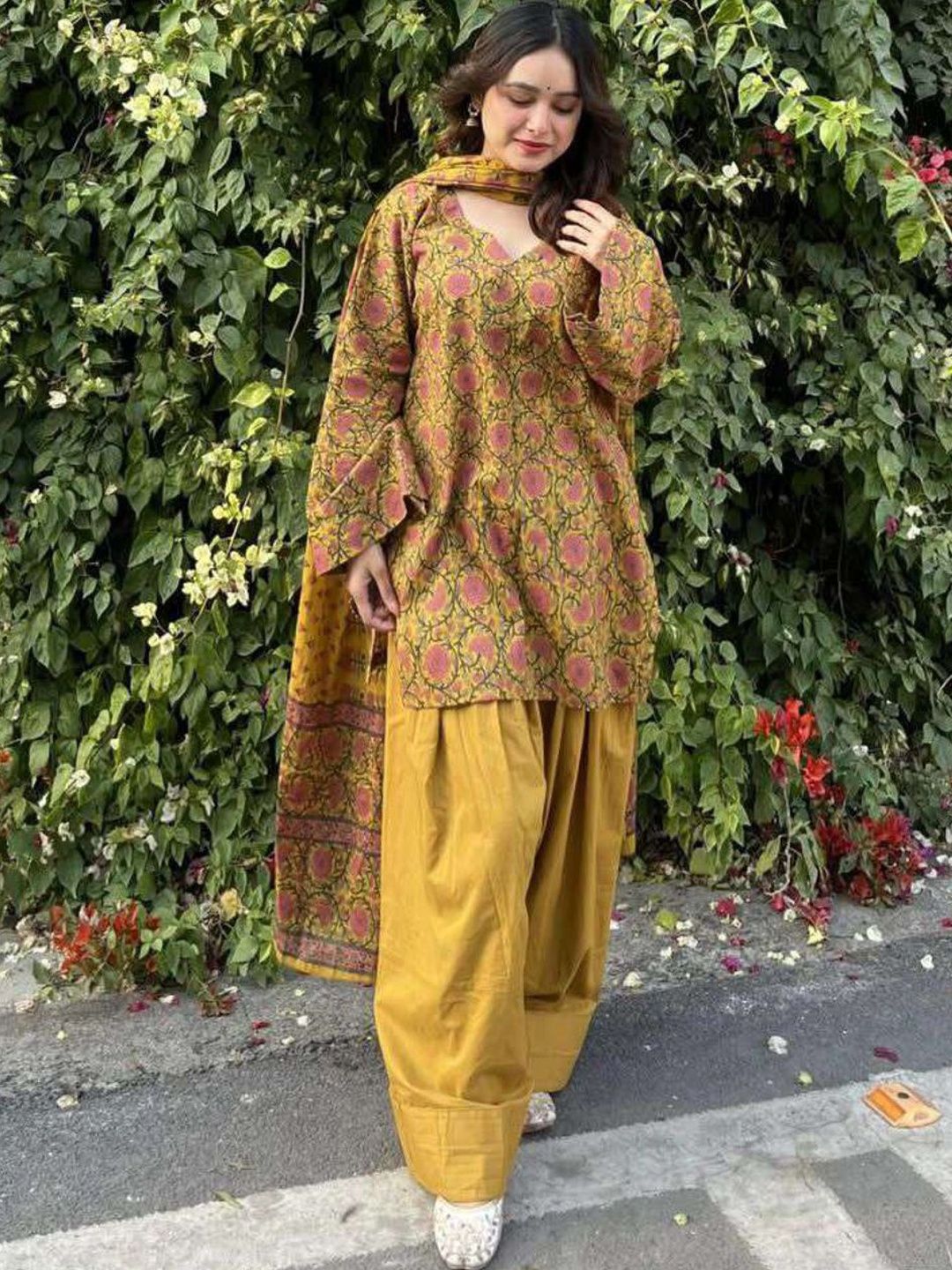 GoSriKi Women Ethnic Motifs Printed Regular Kurta with Patiala & With Dupatta-picture-49