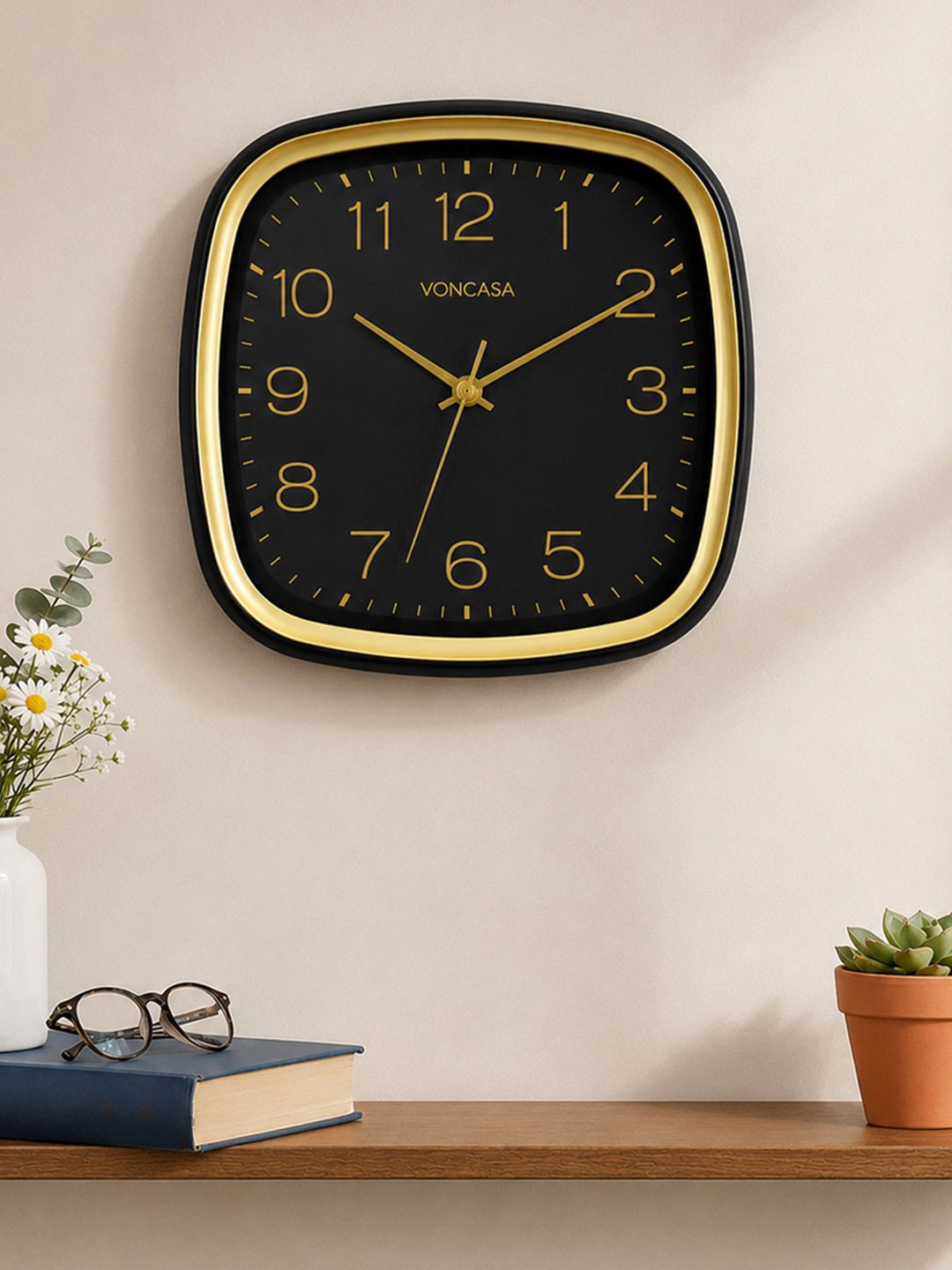 MARKET99 Black & Gold-Toned Retro Plastic Wall Clock-picture-10