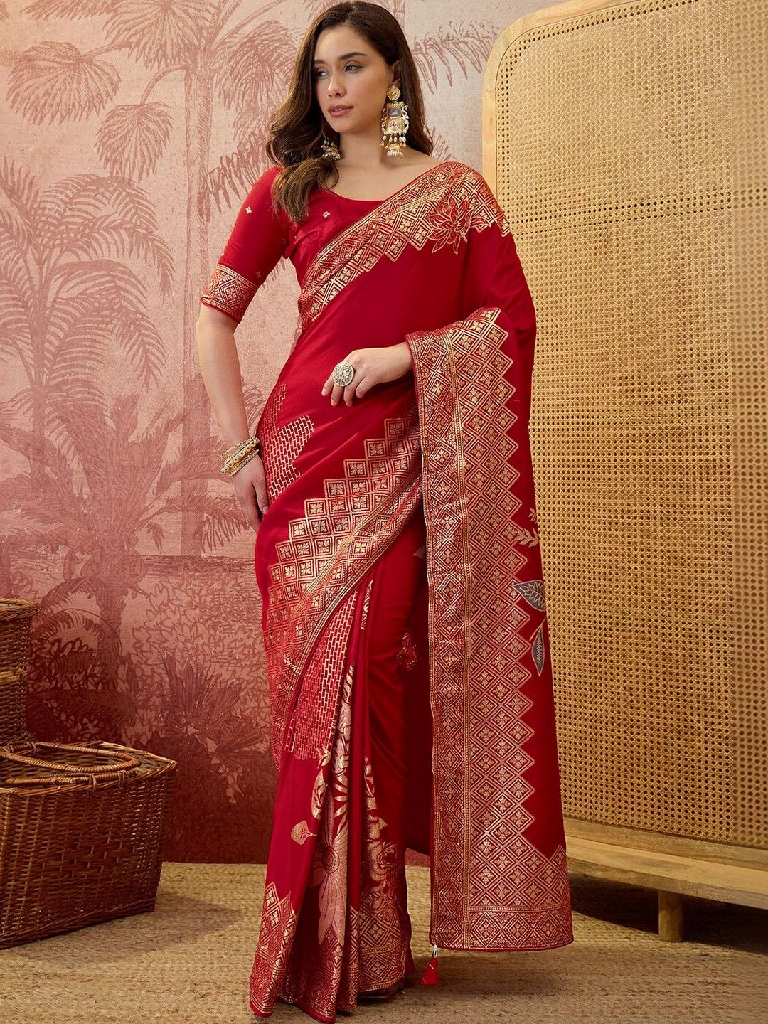Sangria Floral Zari Heavy Work Saree with Blouse Piece-picture-35