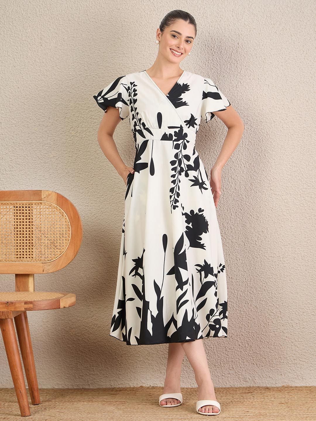 Antheaa Floral Print Flutter Sleeve Chiffon Midi Dress-picture-19