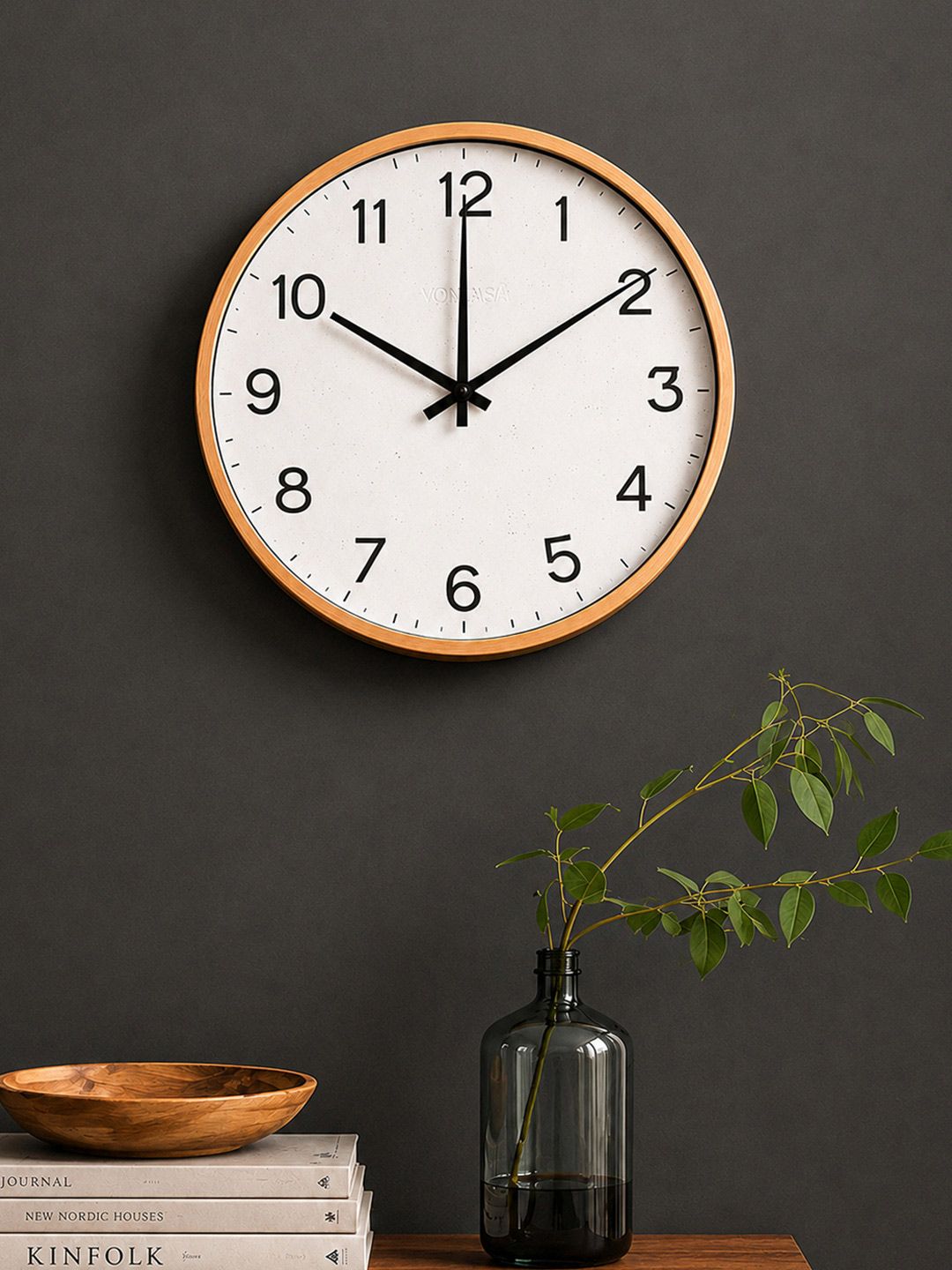 MARKET99 White Modern Scandi-Minimalist Plastic Wall Clock-image-44