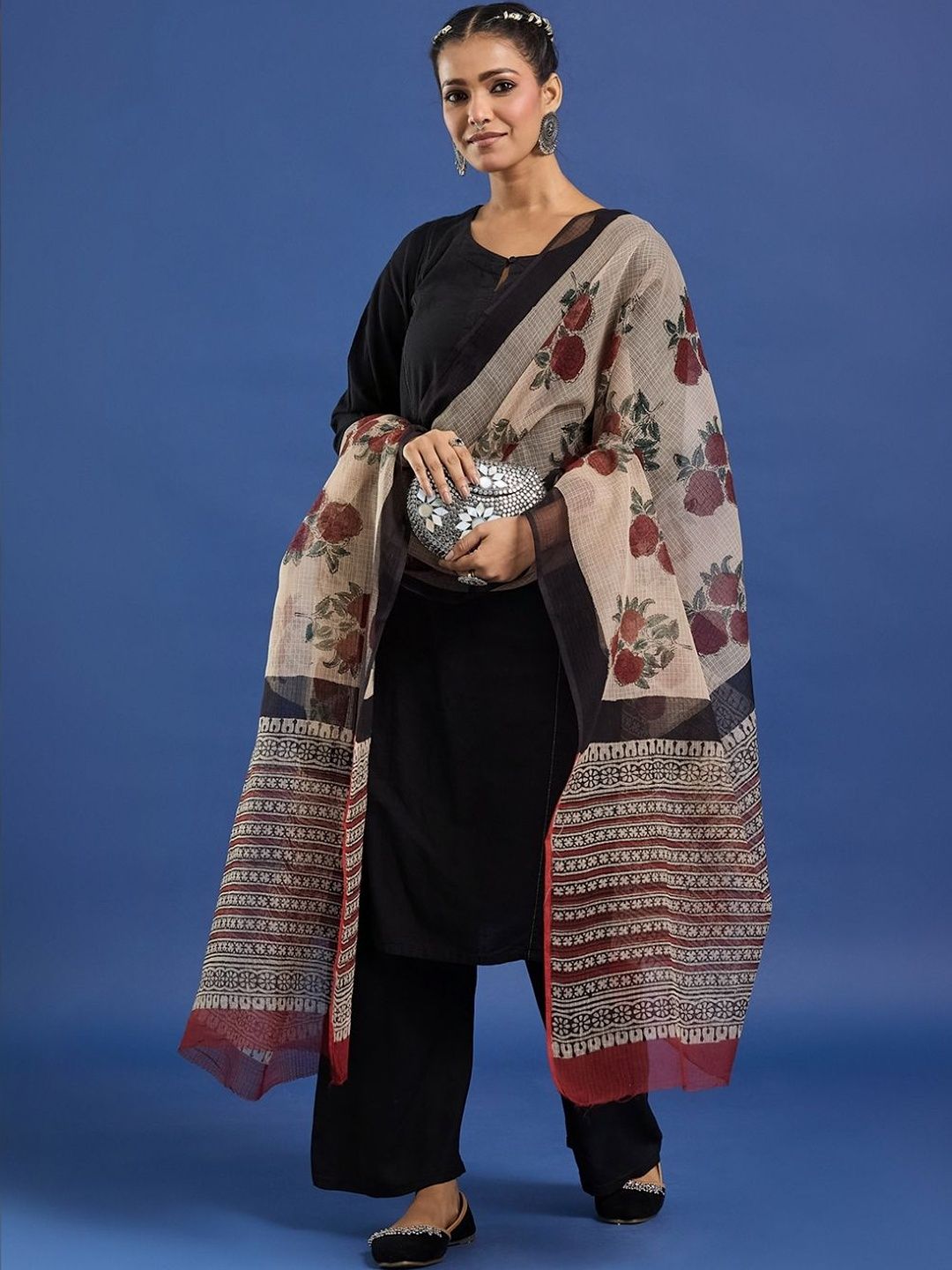 Taavi Printed Dupatta-picture-15