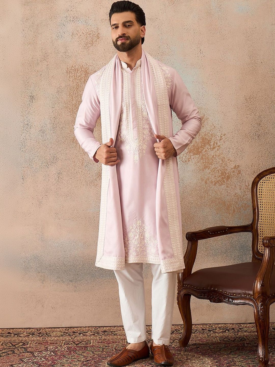 House of Pataudi Men Ethnic Motifs Embroidered Thread Work Kurta With Dupatta-picture-24