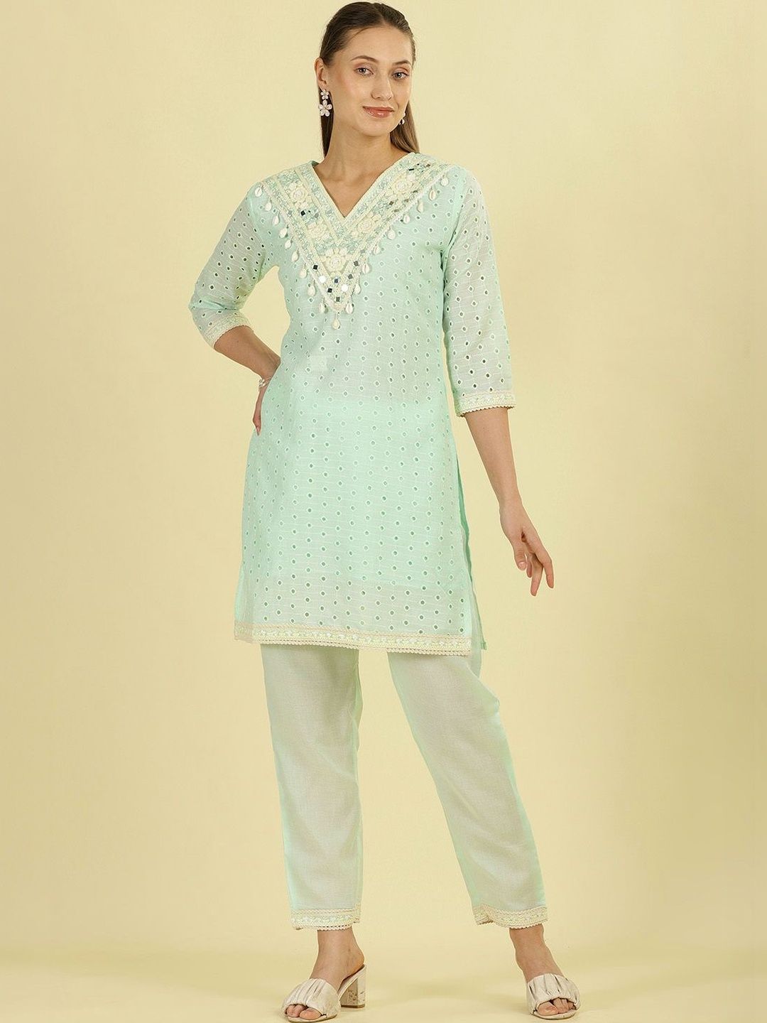 MEENA BAZAAR Since 1970 Embellished V-Neck Mirror Work Mirror Work Kurti-picture-42