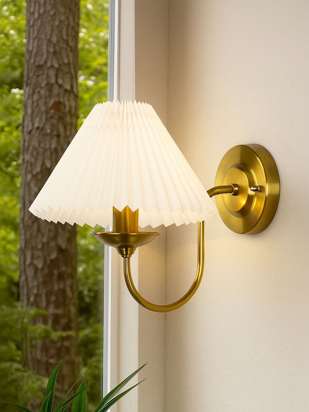Glowhere White & White Textured Metal Contemporary Frustum Shaped Wall Lamp-picture-41
