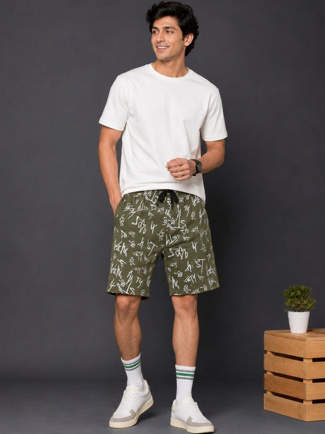 ALIZA Printed Mid-Rise Shorts-image-11