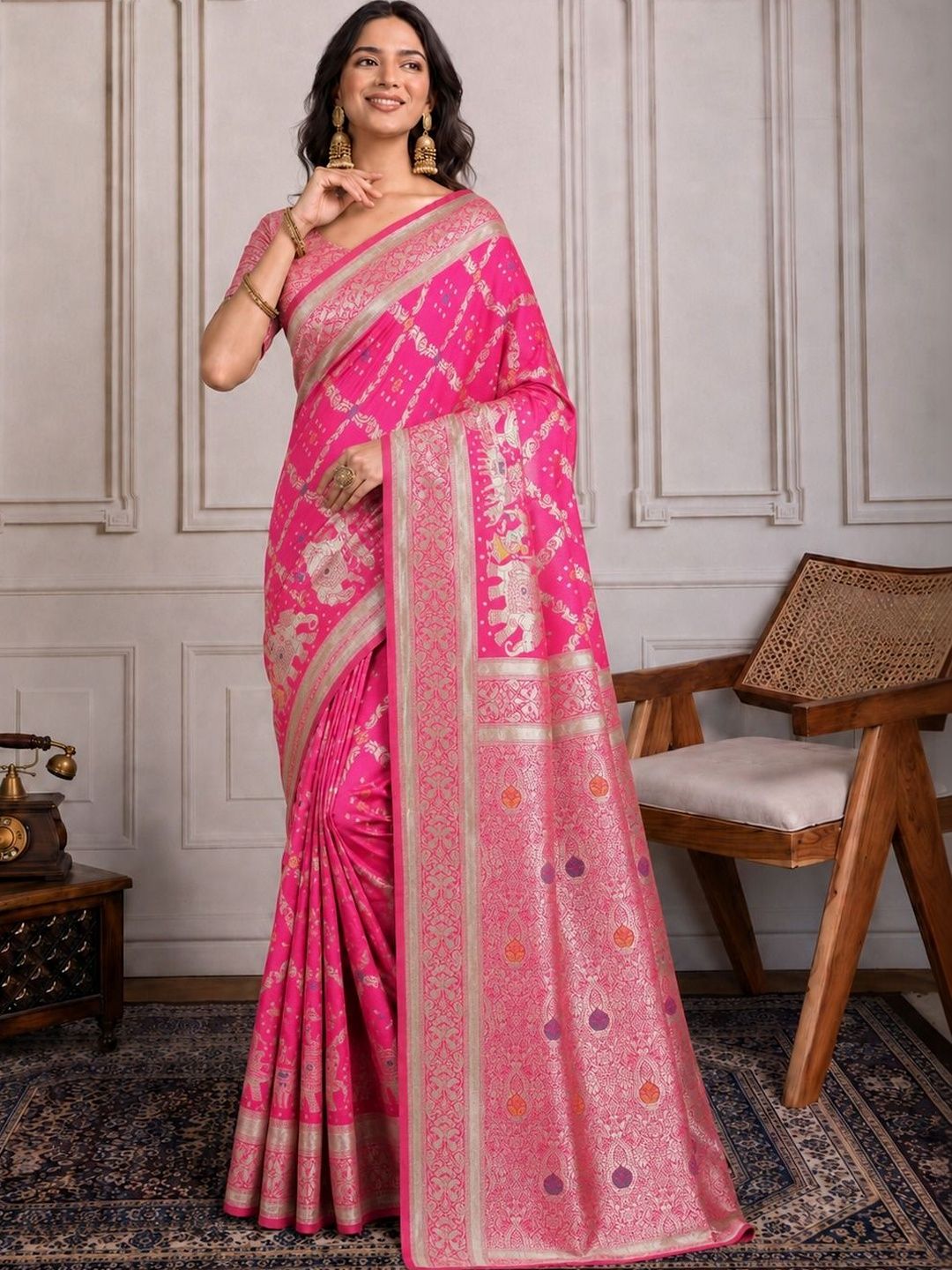 SZN Ethnic Motifs Zari Silk Blend Heavy Work Kanjeevaram Saree-picture-12