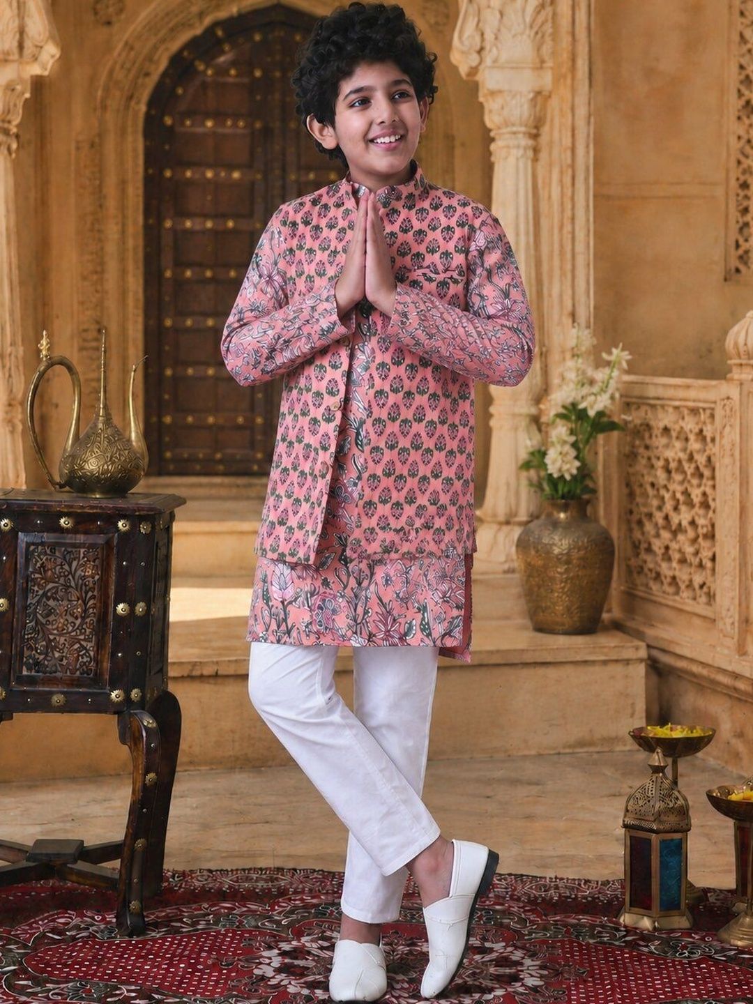 House of Pataudi Boys Floral Printed Regular Pure Cotton Kurta with Trousers-picture-37