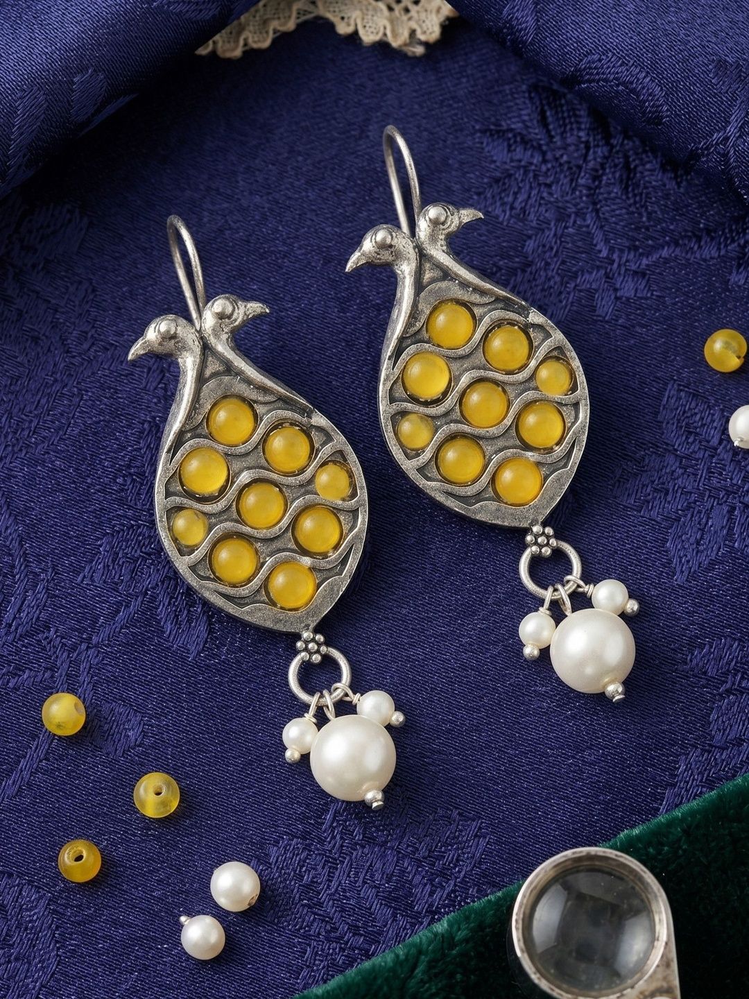 Mekkna Animal Shaped Drop Earrings-picture-45