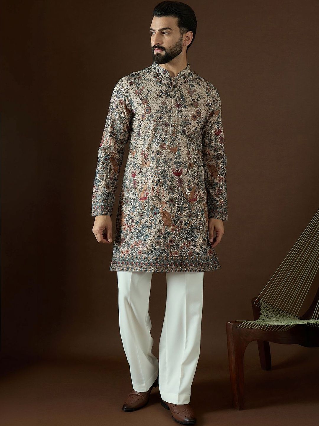 House of Pataudi Men Floral Embellished Sequinned Grandeur & Majestic Artwork Georgette Kurta-picture-23