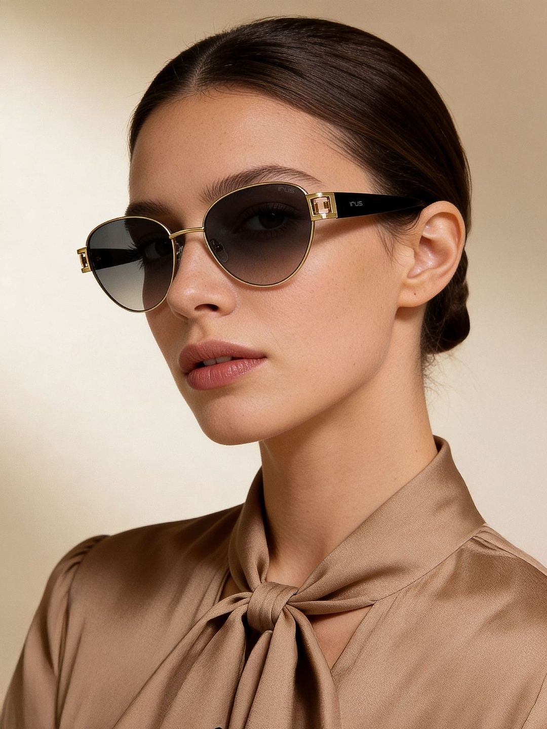 IRUS by IDEE Women Grey Lens & Gold-Toned Oval Sunglasses with-picture-10