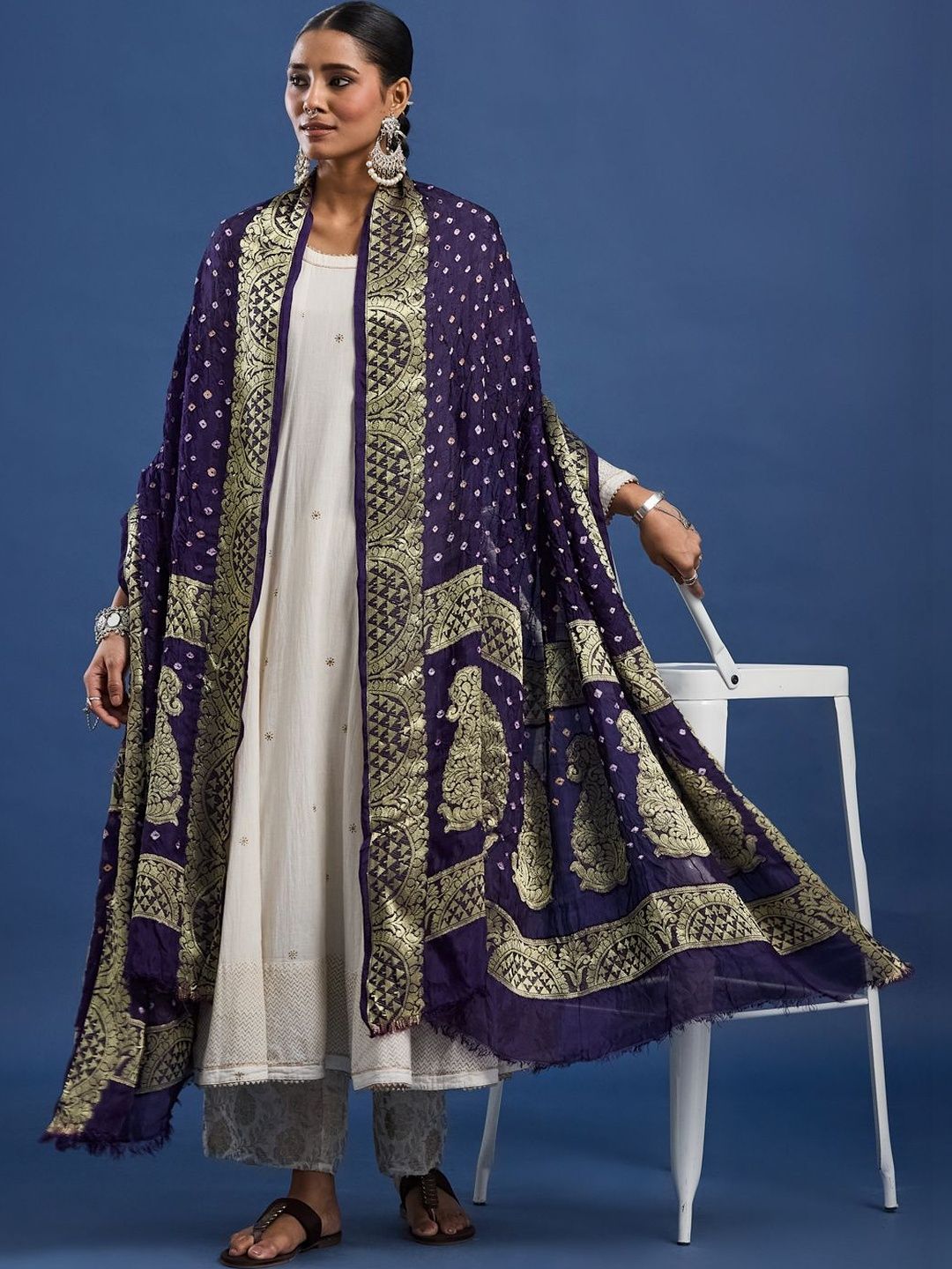 Taavi Dyed Art Silk Dupatta with Zari-picture-10