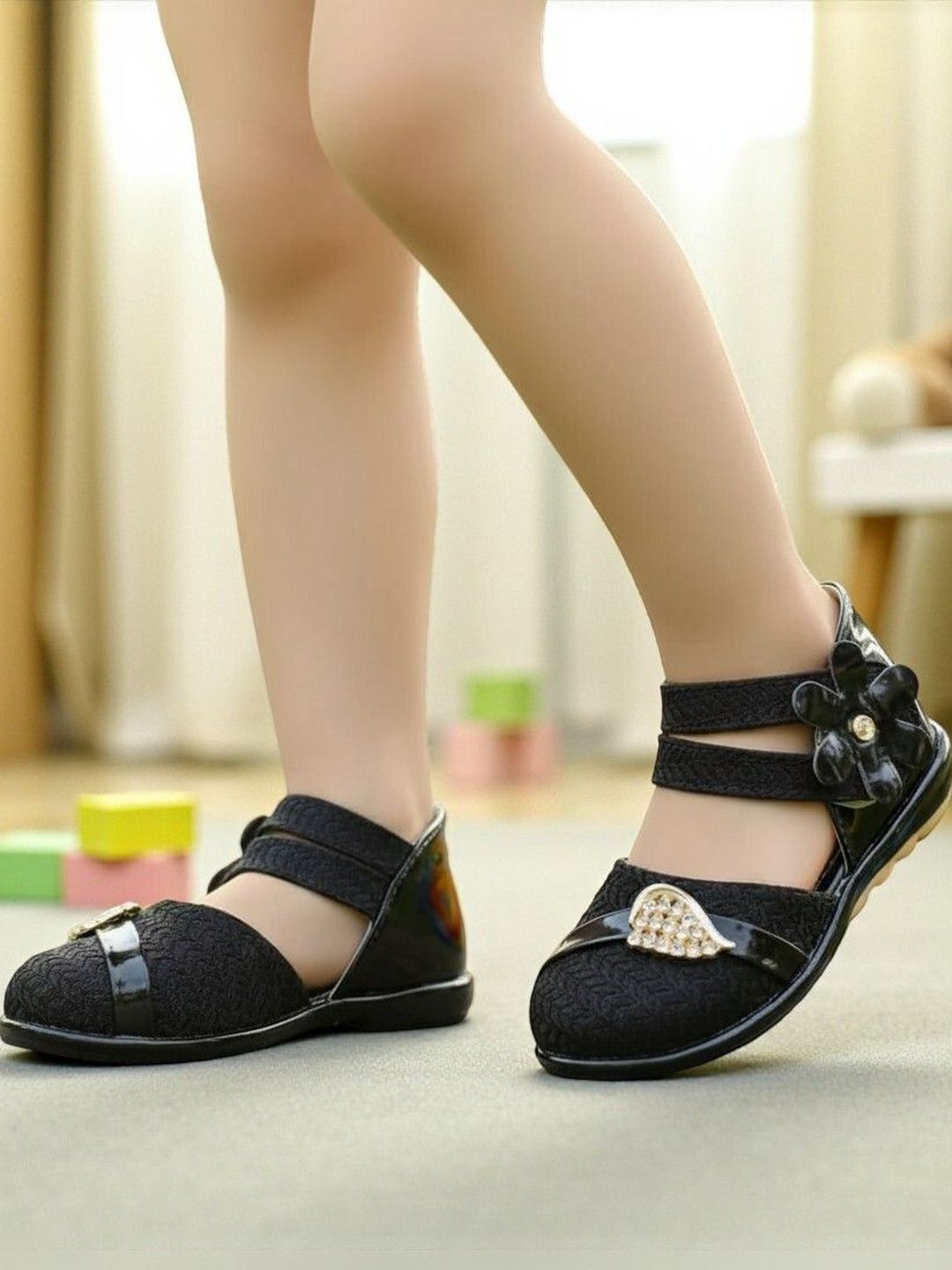 Fut fettoe Girls Comfort Sandals-picture-55