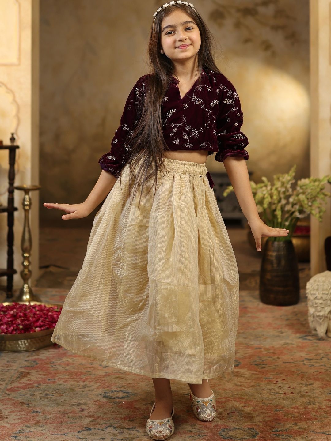 House of Pataudi Girls Embroidered Thread Work Ready to Wear Lehenga &-picture-36
