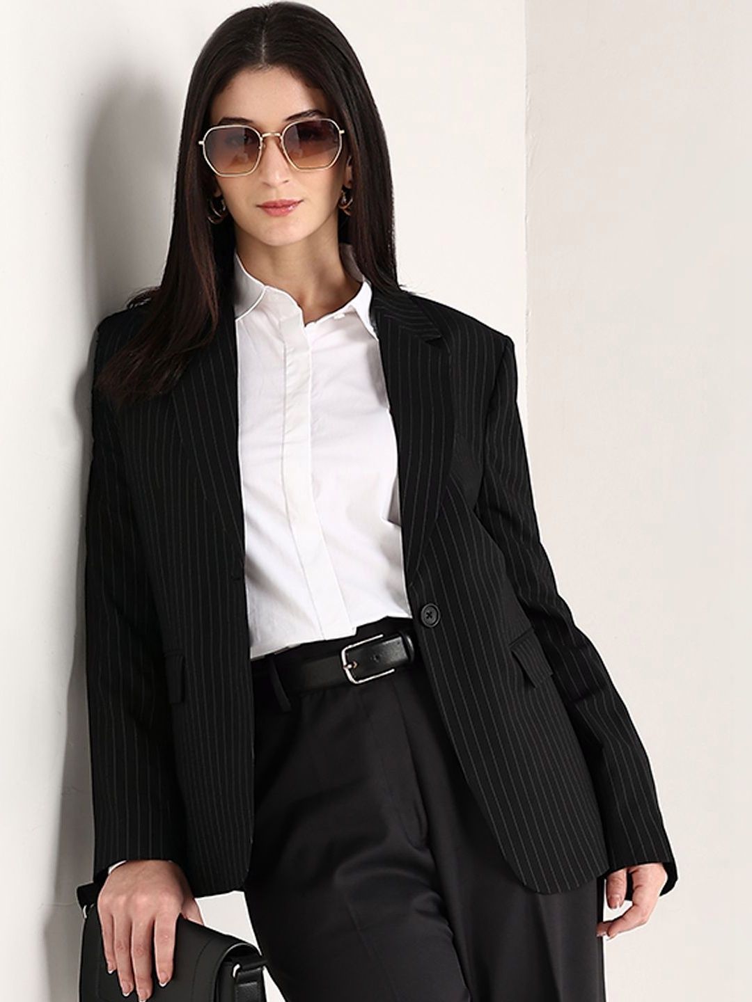 Hancock Striped Notched Lapel Single-Breasted Slim Fit Formal Blazers-image-4