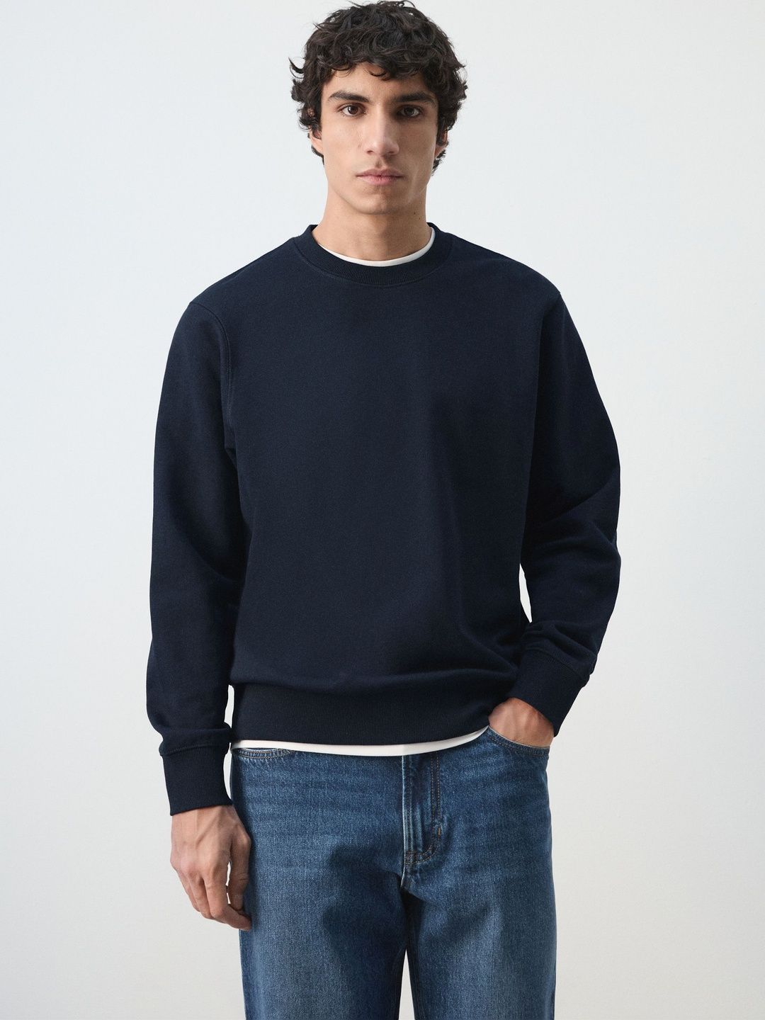 MANGO MAN Round Neck Sweatshirt-picture-32