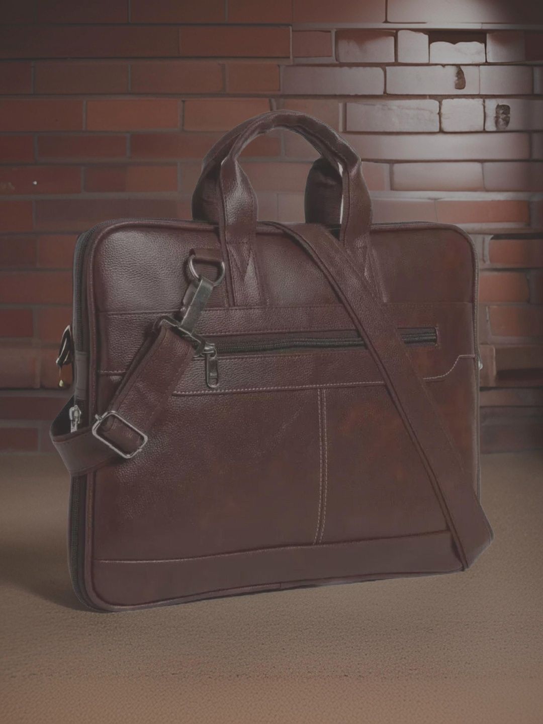 JAIRAJ Men Contrast Detail Backpack-picture-56