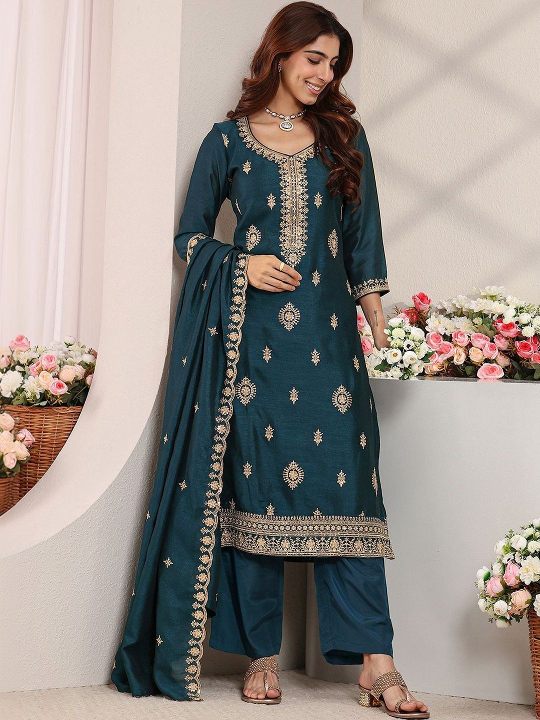 Libas Women Ethnic Motifs Embroidered Regular Thread Work Kurta with Trousers & With Dupatta-image-43