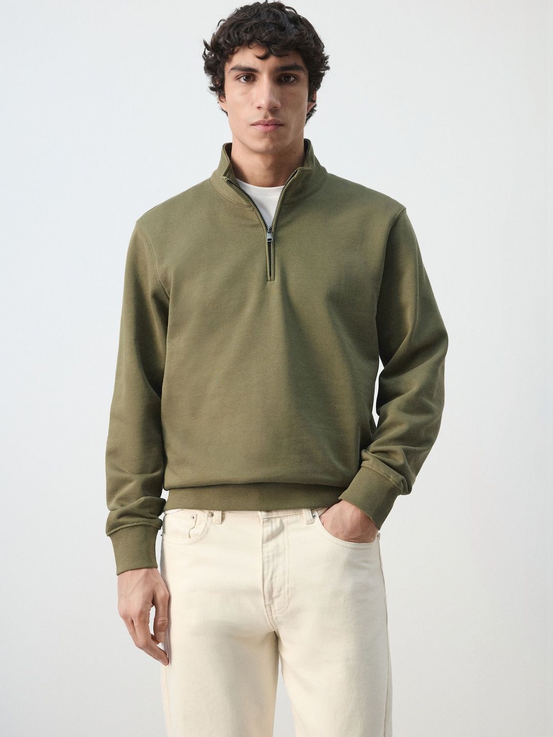 MANGO MAN V-Neck Regular Sleeves Sweatshirt-picture-29