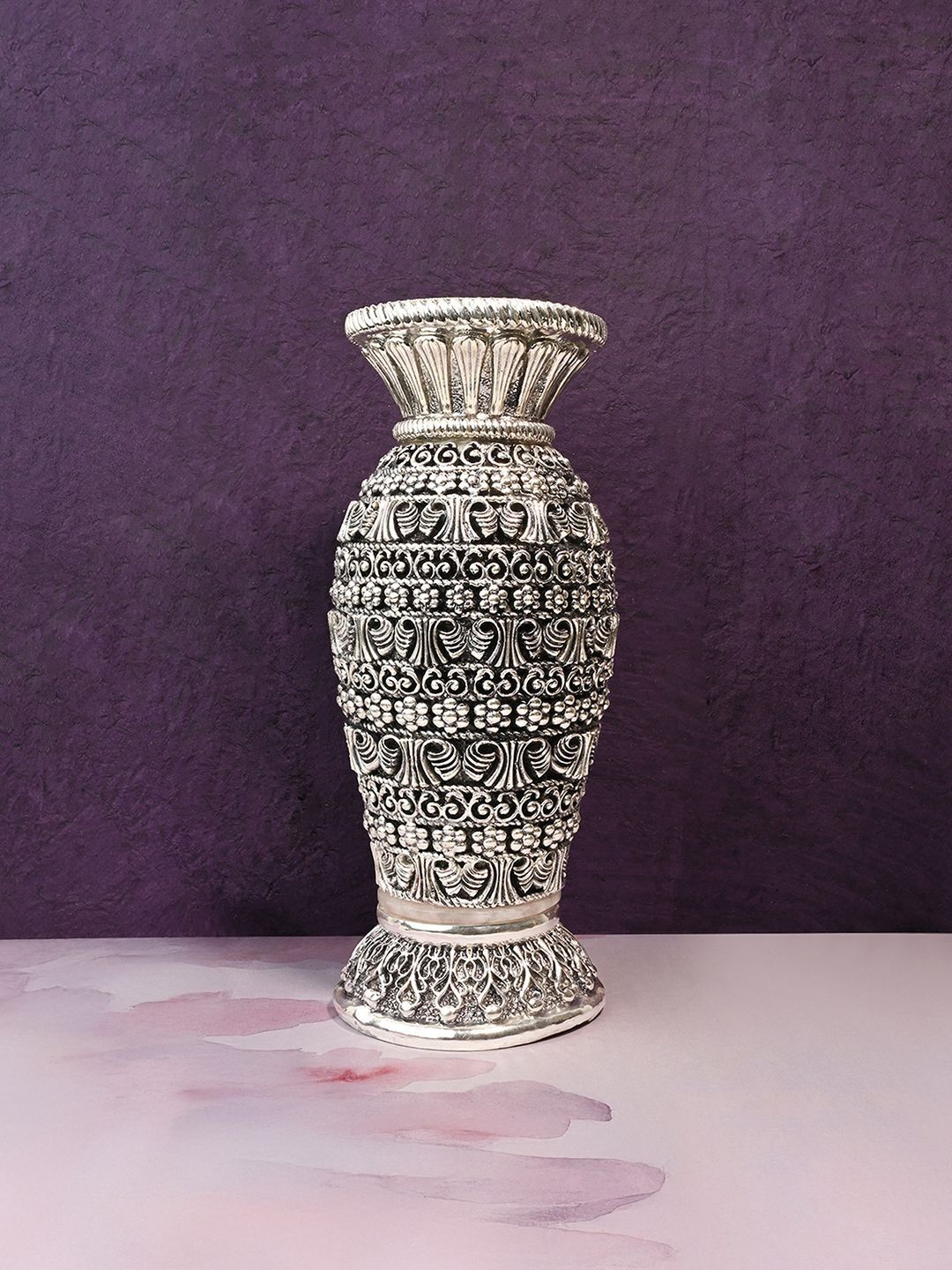 TOUCH925 Silver-Toned Showpiece-picture-38