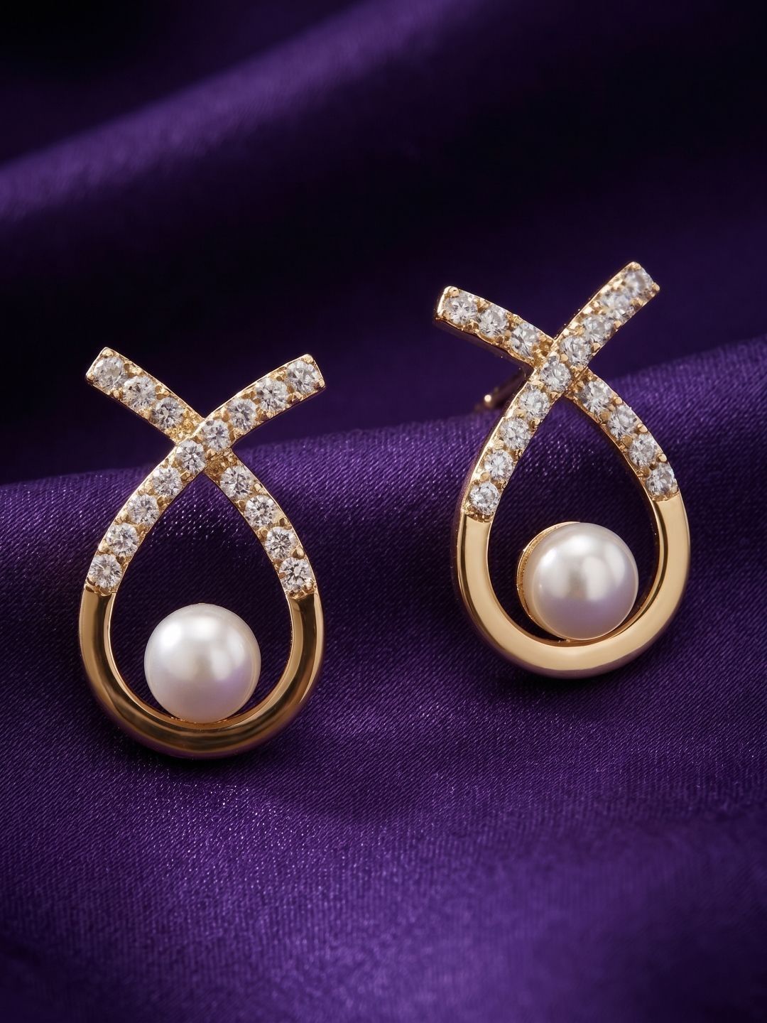 DressBerry Geometric Studs Earrings-picture-42