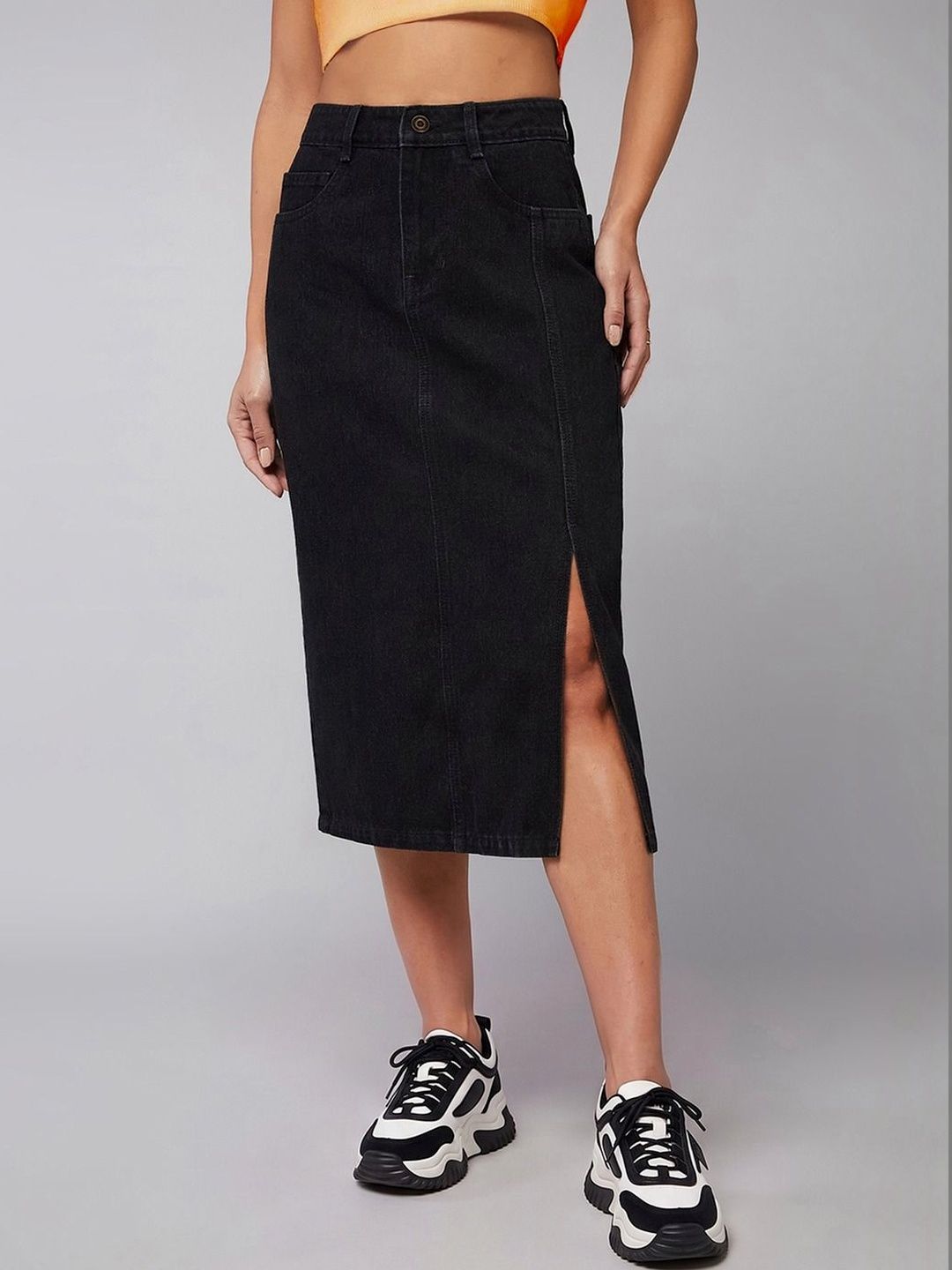 DOLCE CRUDO Women Black Straight-Fit High-Rise Clean-Look Stretchable Denim Midi Skirt-picture-11