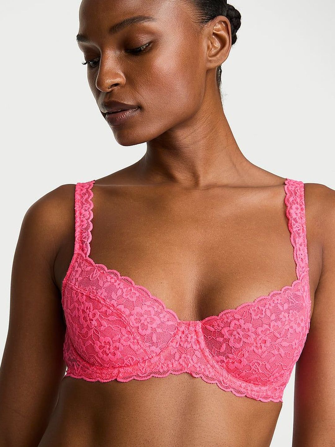 Victoria's Secret Bra Medium Coverage Underwired-picture-23