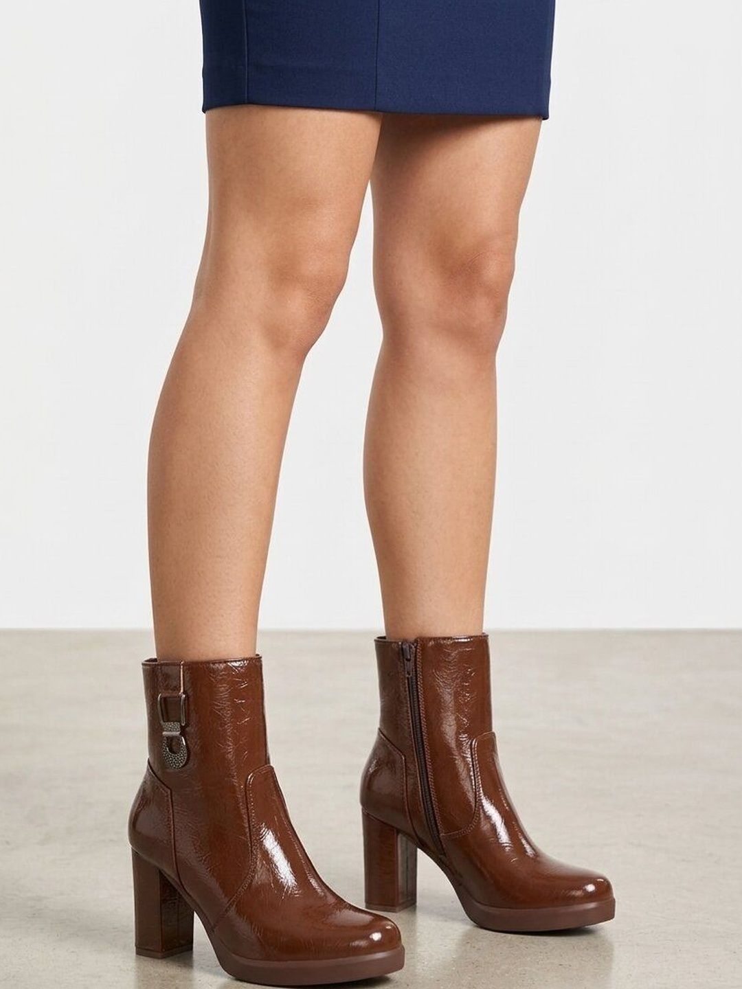 The Roadster Lifestyle Co Women Round Toe Zip Boots-image-46