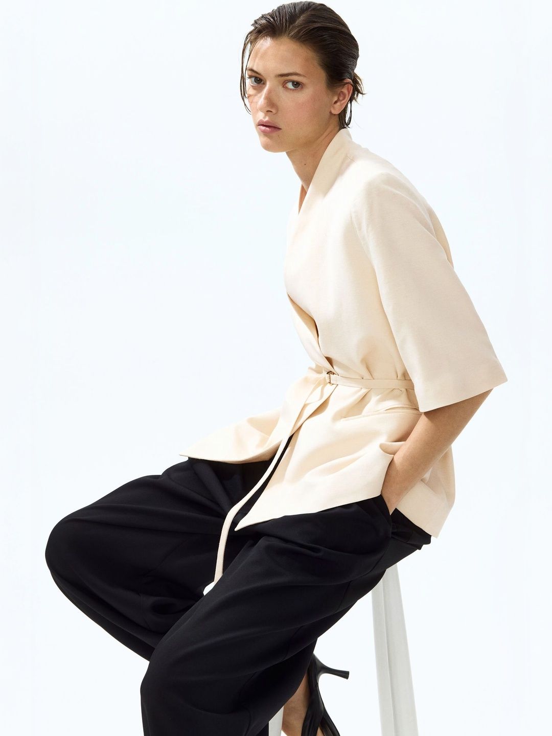 H&M Short-Sleeved Linen-Blend Blazer-picture-39