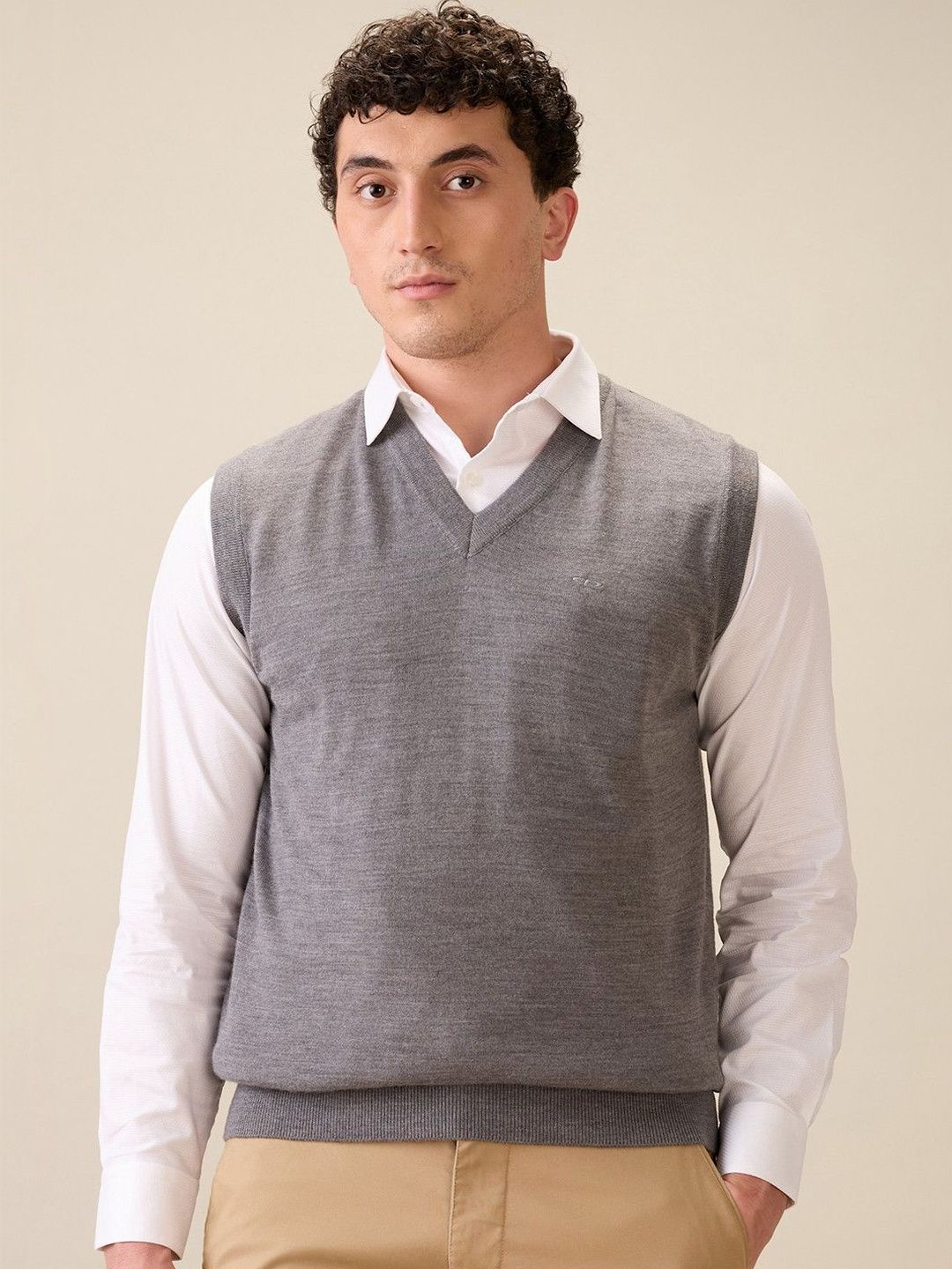 ColorPlus Men Woollen Sweater Vest-picture-42